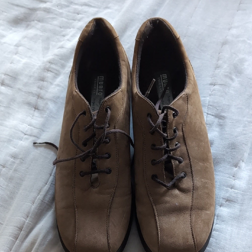 Munro Tan Women's Sneakers